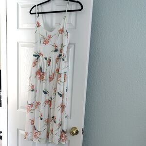 BB Dakota Floral White Midi Dress